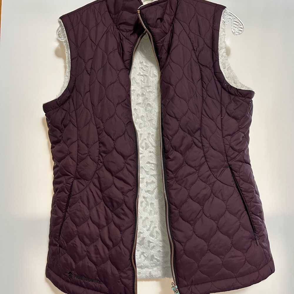Women's Quilted Vest - Purple